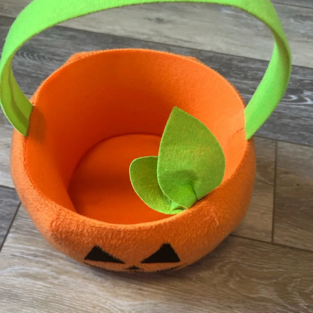 Orange Plush Jack-O'-Lantern Trick-or-Treat Bucket - Picture 4 of 7